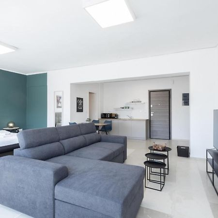 Hip And Fun Apt B Афіни Екстер'єр фото