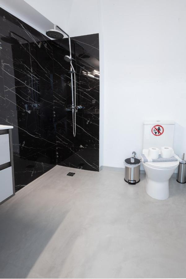 Hip And Fun Apt B Афіни Екстер'єр фото