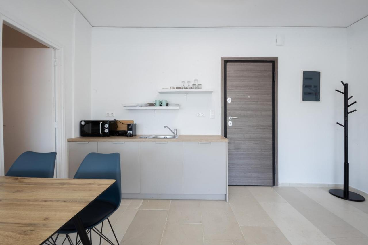 Hip And Fun Apt B Афіни Екстер'єр фото